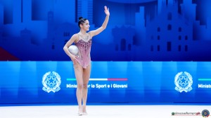 ita 40438 raffaeli sofia sfe08756 copia simone ferraro ph